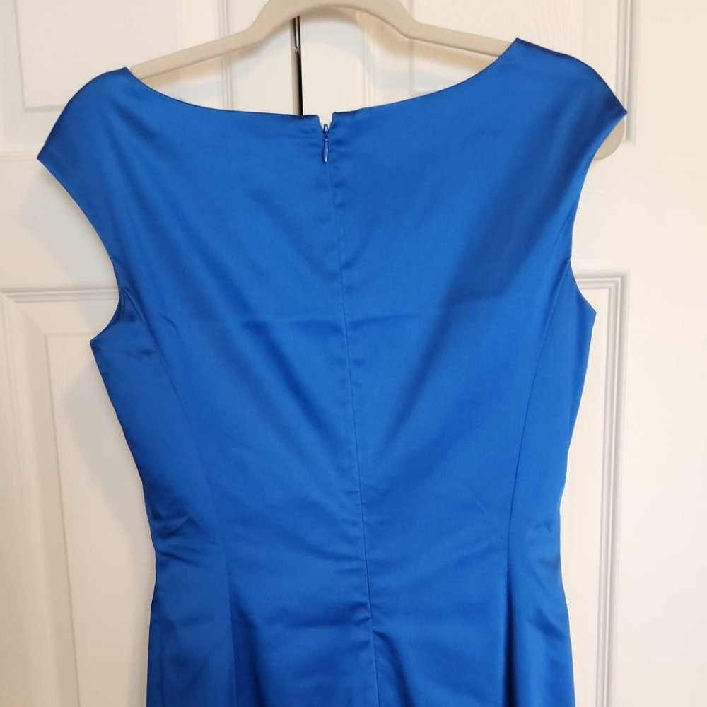 Size 8 Lauren by Ralph Lauren Blue Dress- so flattering! Elegant and versatile - Picture 3 of 4